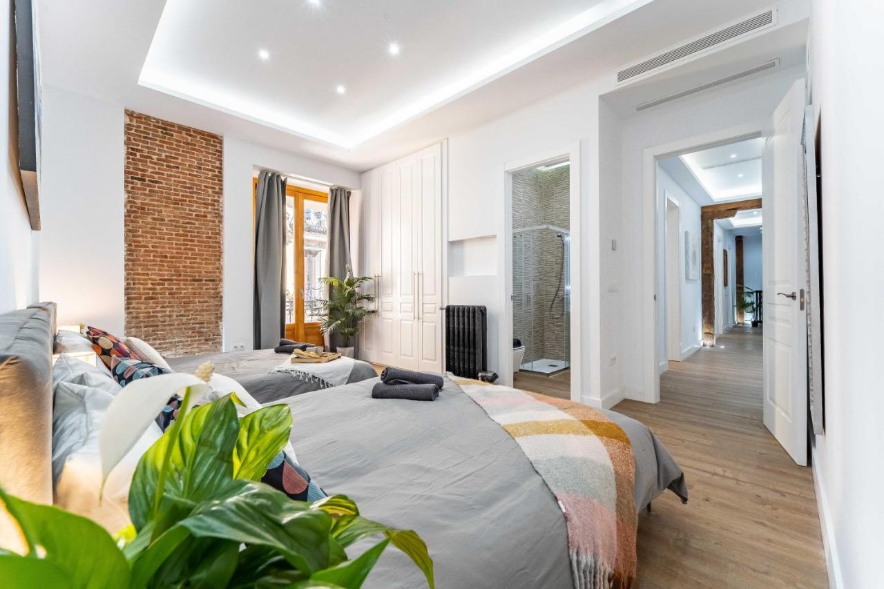 Exclusive Luxury Apartment In Central Madrid Exterior foto