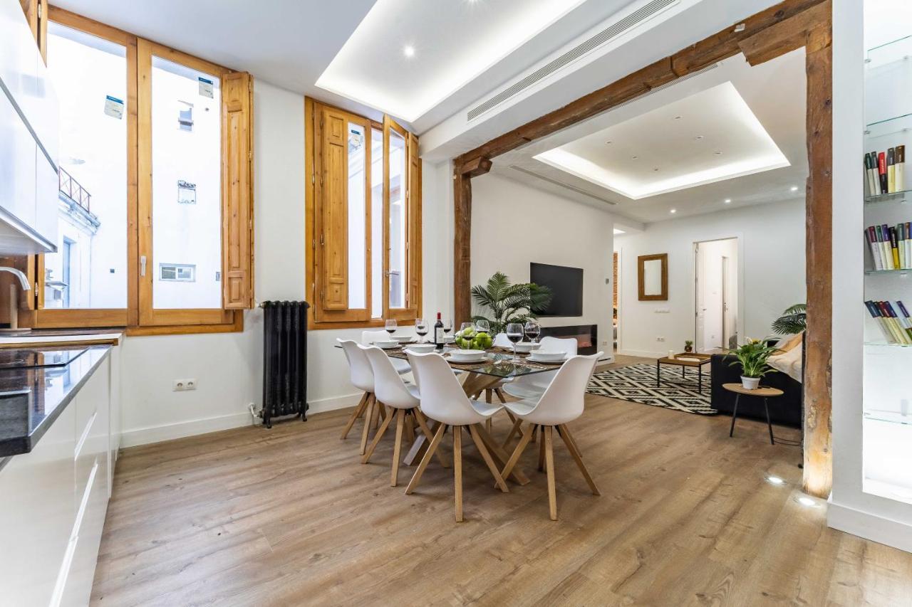 Exclusive Luxury Apartment In Central Madrid Exterior foto